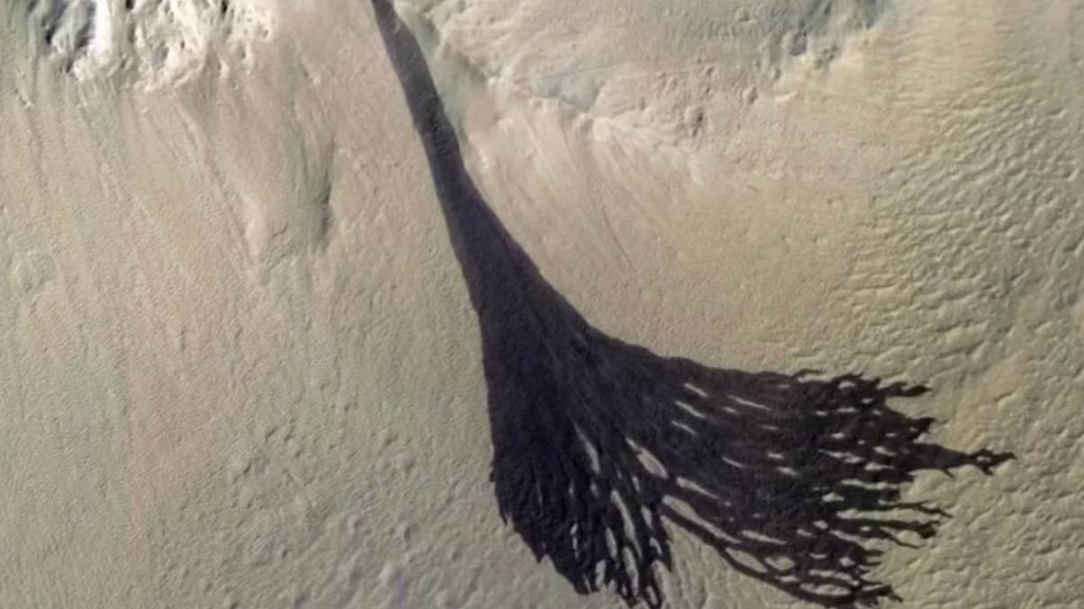 Scientists Uncover Shocking Truth Behind Mars' Enigmatic Dark Markings—What They Found Will Change Everything