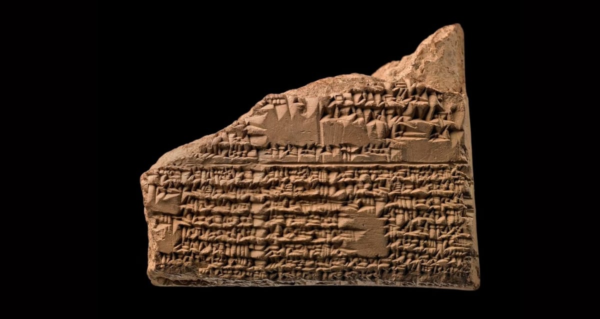 "Ancient Babylonian Tablets Unveil Cryptic Astrological Warnings—What Secrets Were They Trying to Foretell?"