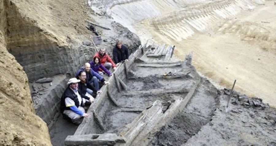 "Ancient Secrets Unearthed: Roman Warship Frozen in Time Discovered Deep Within Serbian Mine!"