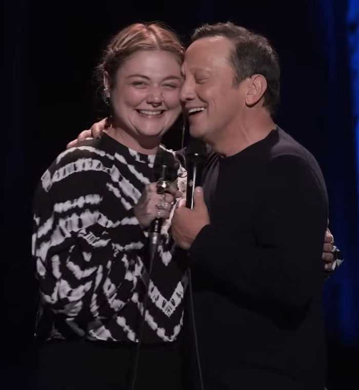 "Elle King Exposes Shocking Family Secrets: The Truth Behind Her Turbulent Bond with Dad Rob Schneider"