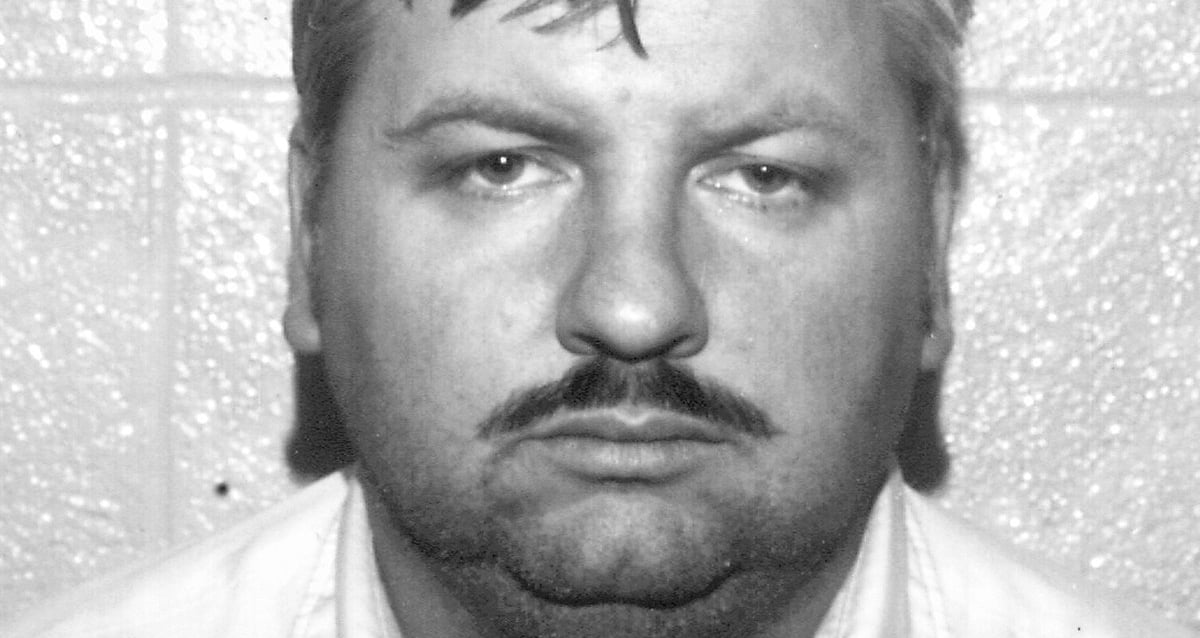 "Shocking Revelation: John Wayne Gacy's Victims Number in the Hundreds, Former Lawyer Uncovers Dark Secrets!"