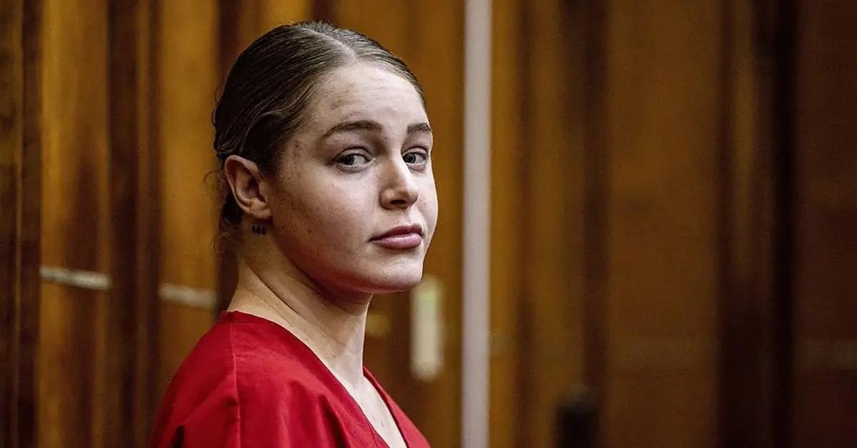 "Twisted Trial: Judge Unveils Shocking Evidence Favoring OnlyFans Star Courtney Clenney in Murder Case"