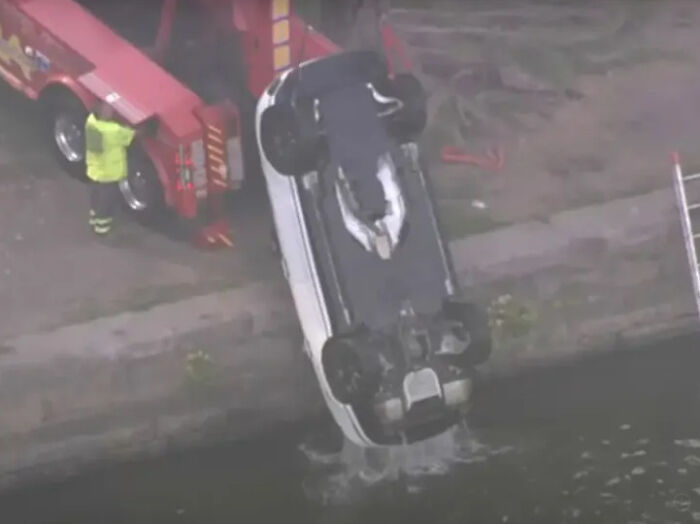 "Passion Turns Perilous: Couple's Romantic Car Moment Takes a Dangerous Dive into River!"