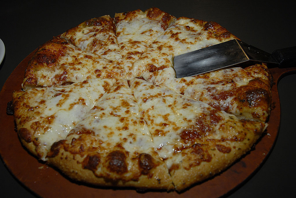 "Unlock the Pizza Secrets: 10 Mind-Blowing Facts That Will Change the Way You Slice!"