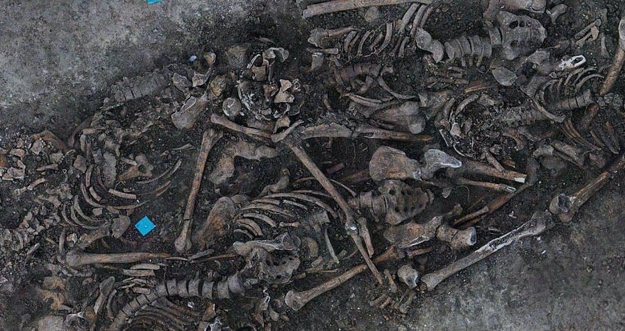 "Whispers of the Past: Unearthed Mass Grave Reveals Haunting Secrets of Romania's 1700s Plague Outbreak"