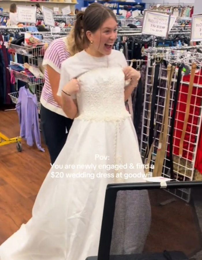 "Unbelievable Discovery: How a Thrift Store Find Transformed One Bride's Wedding Dreams for Just $20!"