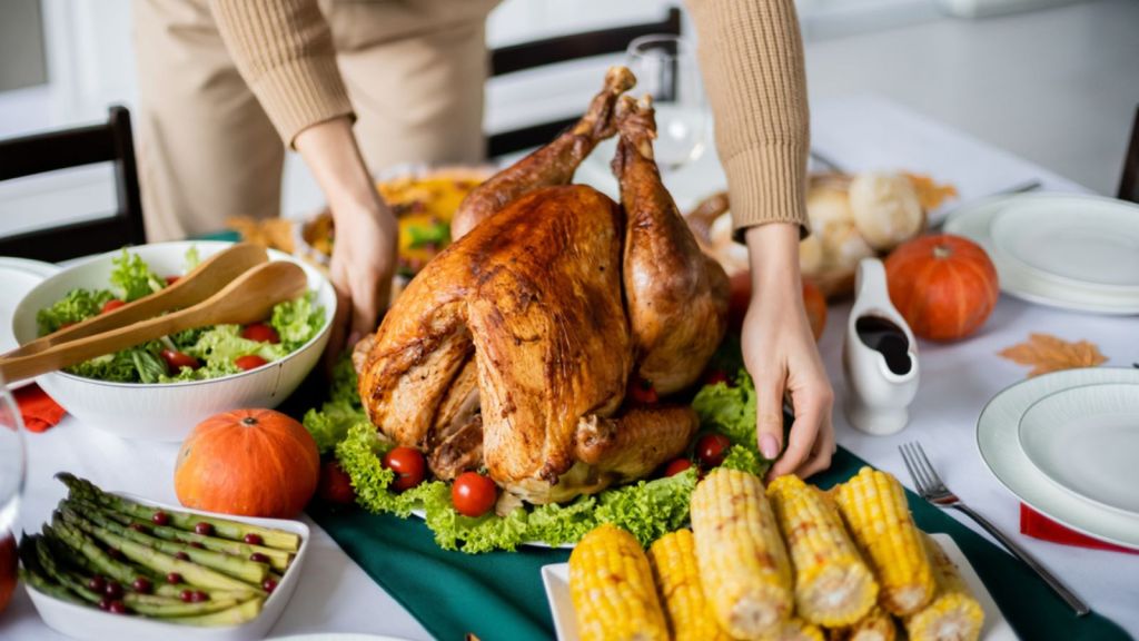 "Uncover the Surprising Truth: The Hidden Histories Behind Your Favorite Thanksgiving Dishes!"