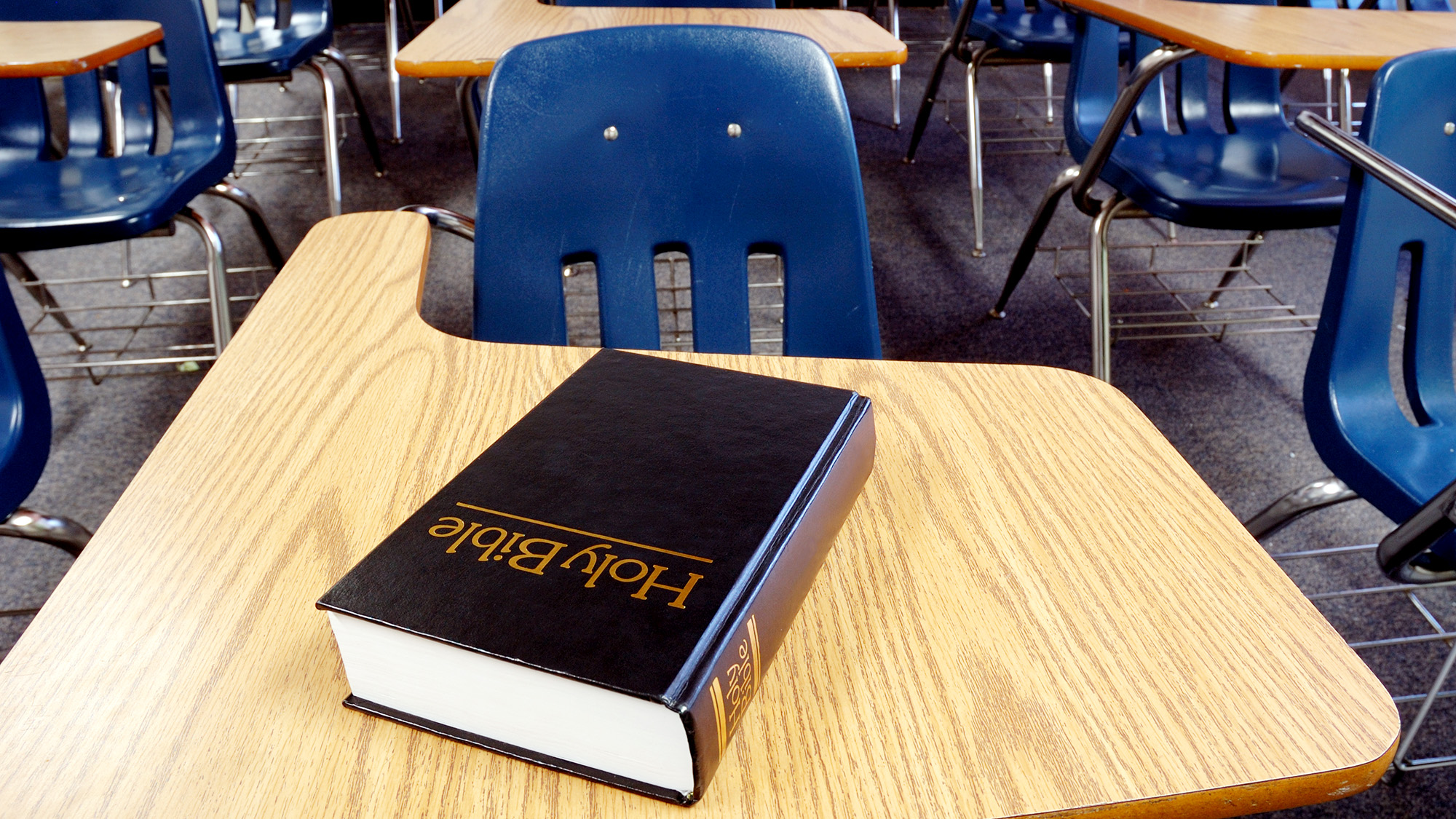 "Rewriting Education: How Oklahoma Schools Are Blending Traditional Curriculum with Biblical Teachings"