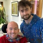 "Unlikely Reunion: Daniel Radcliffe Surprises Paralysed Stunt Double with a Heartfelt Encounter from Their Magical Past"