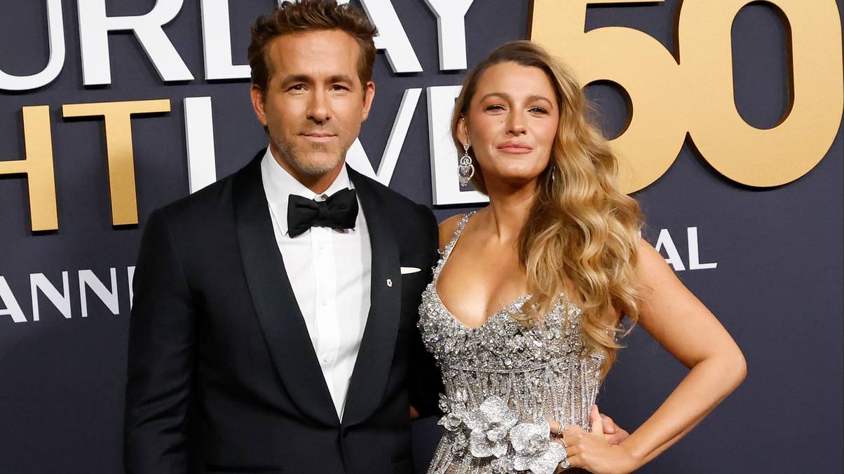 "Behind the Scenes Drama: Blake Lively and Ryan Reynolds' Publicist Steps Back from Shocking Lawsuit—What’s the Hidden Story?"