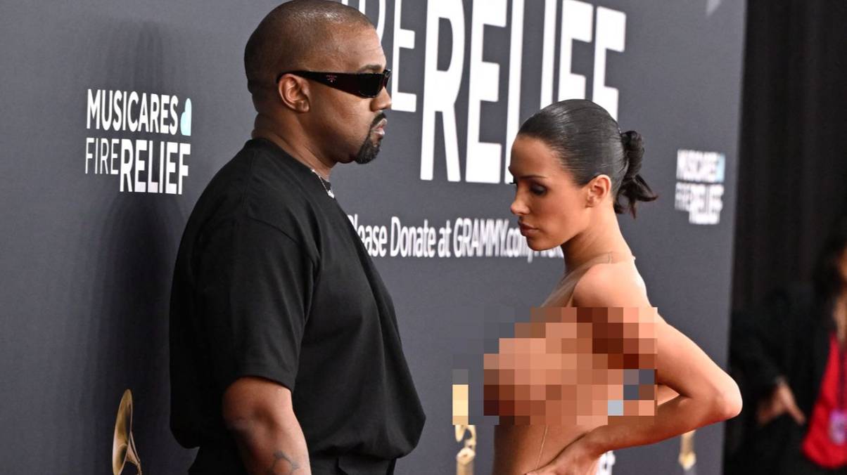 "Kanye's Cryptic Five-Word Message to Bianca That Sparked a Shocking Moment at the Grammys!"