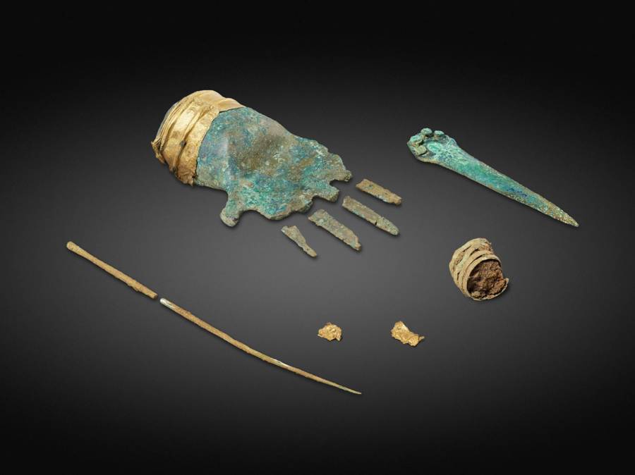 "Unearthed: The Mysterious 3,500-Year-Old Bronze Hand That Could Rewrite Ancient Medical History!"