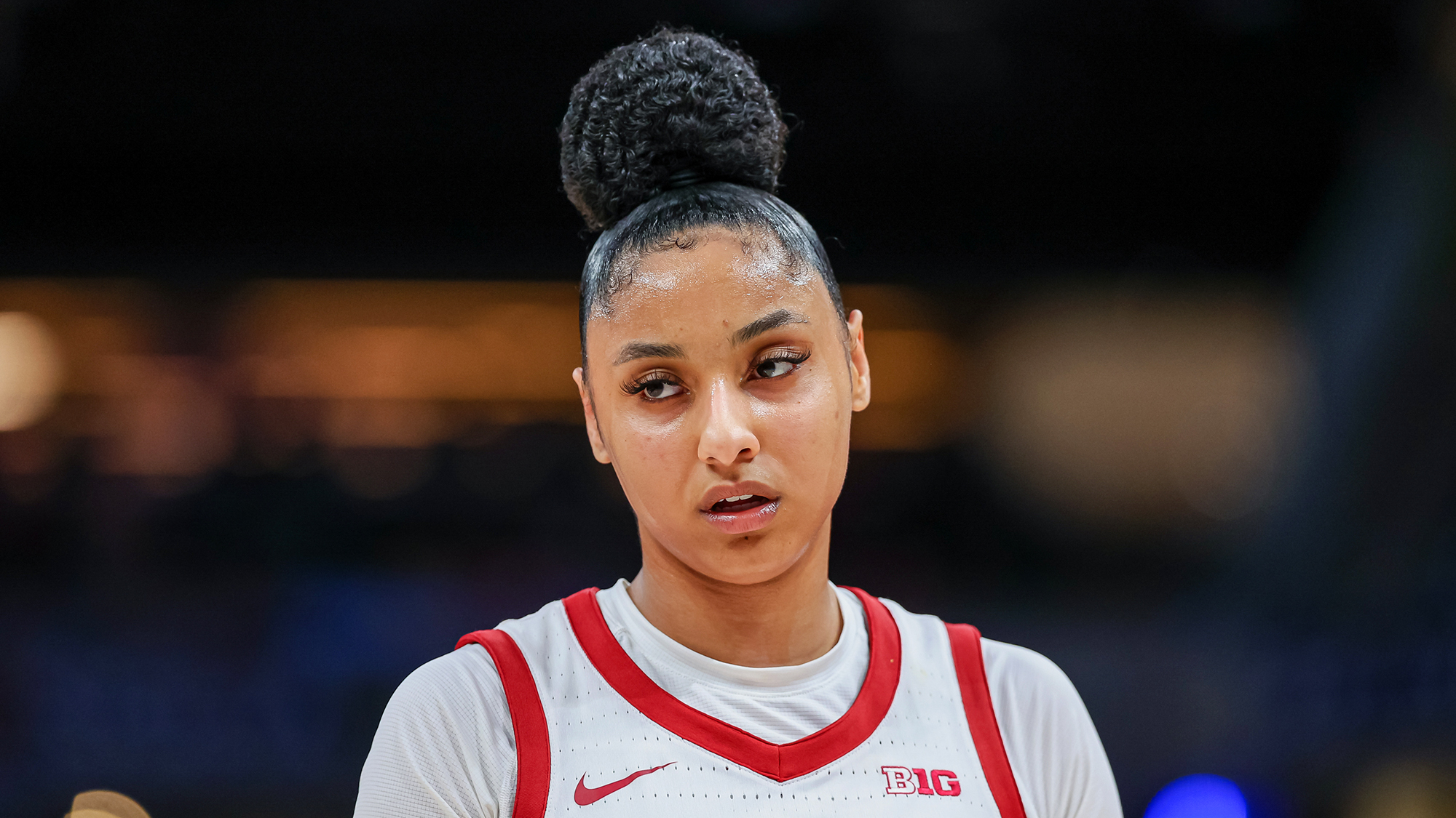 "JuJu Watkins' Shocking Injury: What It Means for Her Season and the Future of Women's Basketball!"