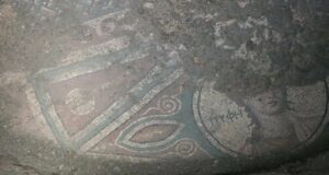 Caught on Camera: How Smugglers’ Live Broadcast Exposed Their Attempt to Steal a Priceless Roman Mosaic in Turkey