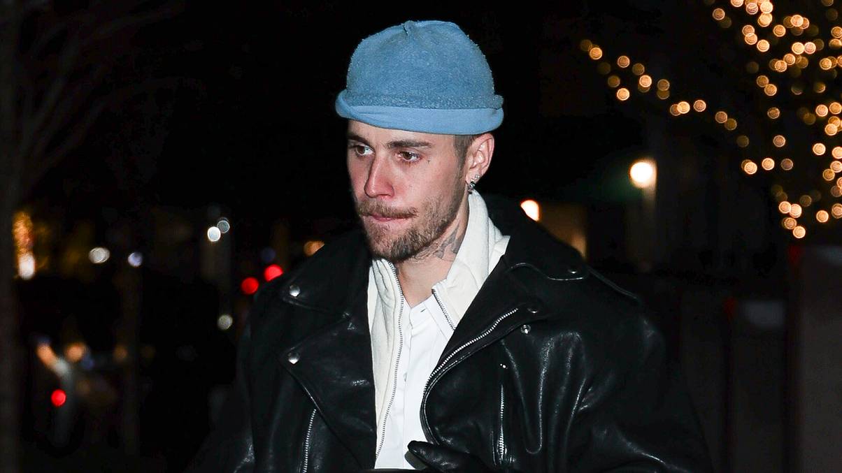Hidden Heartbreak: The Untold Reason Behind Justin Bieber’s $200 Million Song Sale Exposed in New Documentary