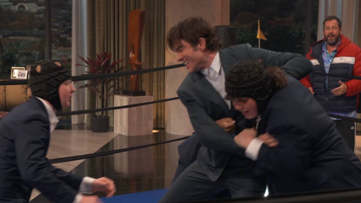 Shock and Chaos Unfold: Comedian’s Unexpected Brawl with Teenagers Shakes Live Netflix Show Featuring Adam Sandler