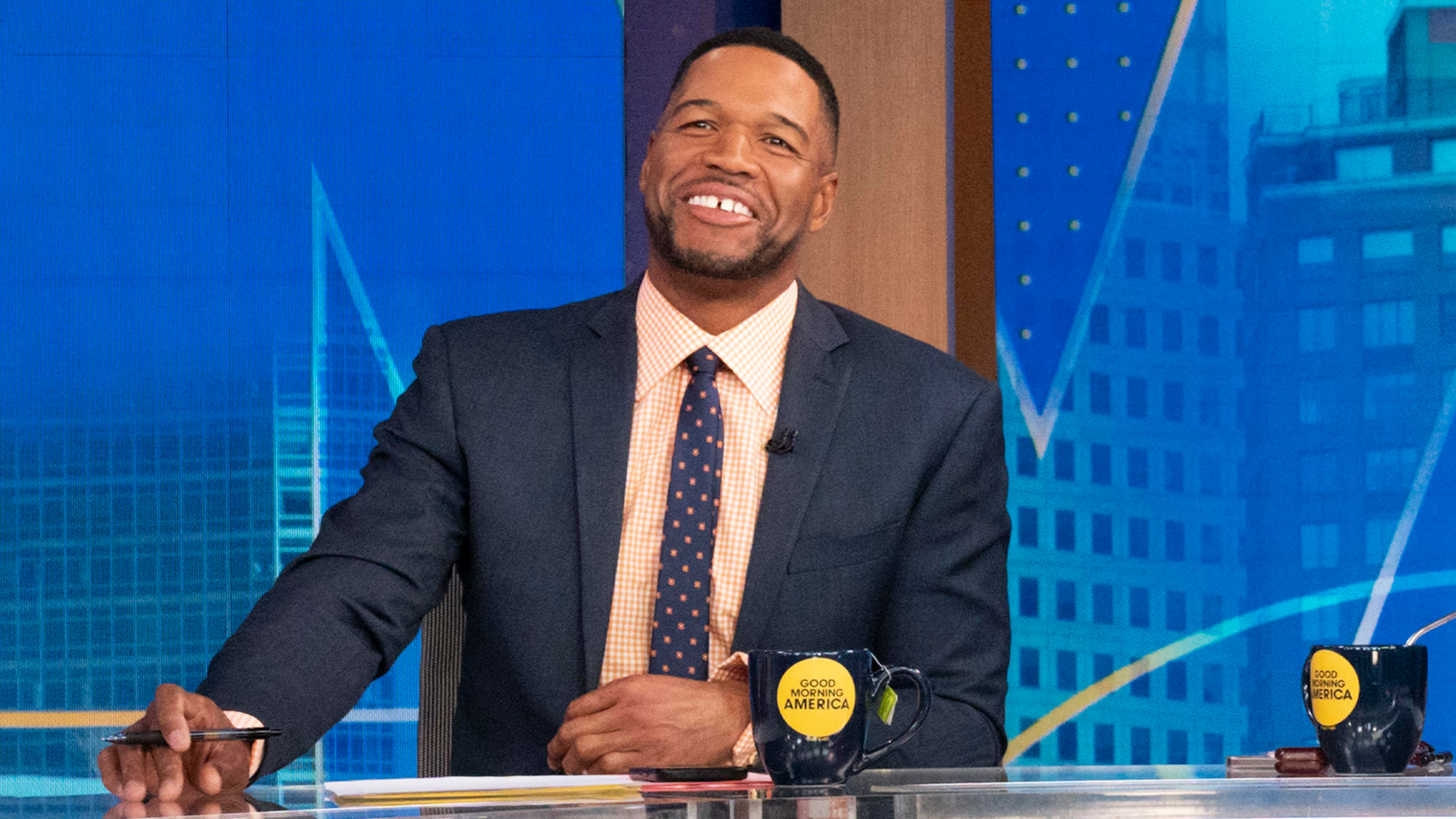 Shock Upset at GMA: Michael Strahan Topples Diane Sawyer’s Surprising Show Record