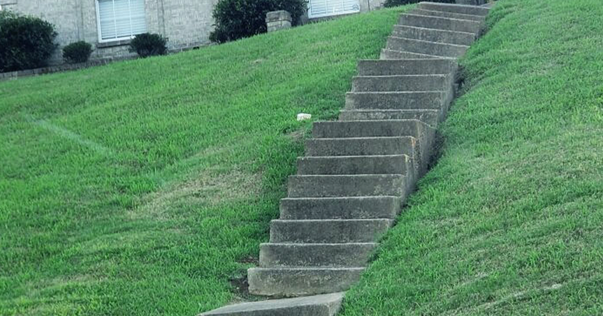 These 49 Staircase Fails Are So Bizarre, You Won't Believe People Actually Walked on Them