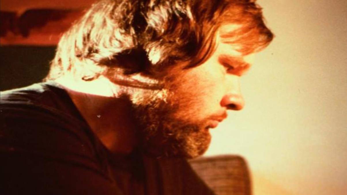 Vanished Without a Trace: Man Claims Alien Departure Before Mysterious Disappearance Stuns Family