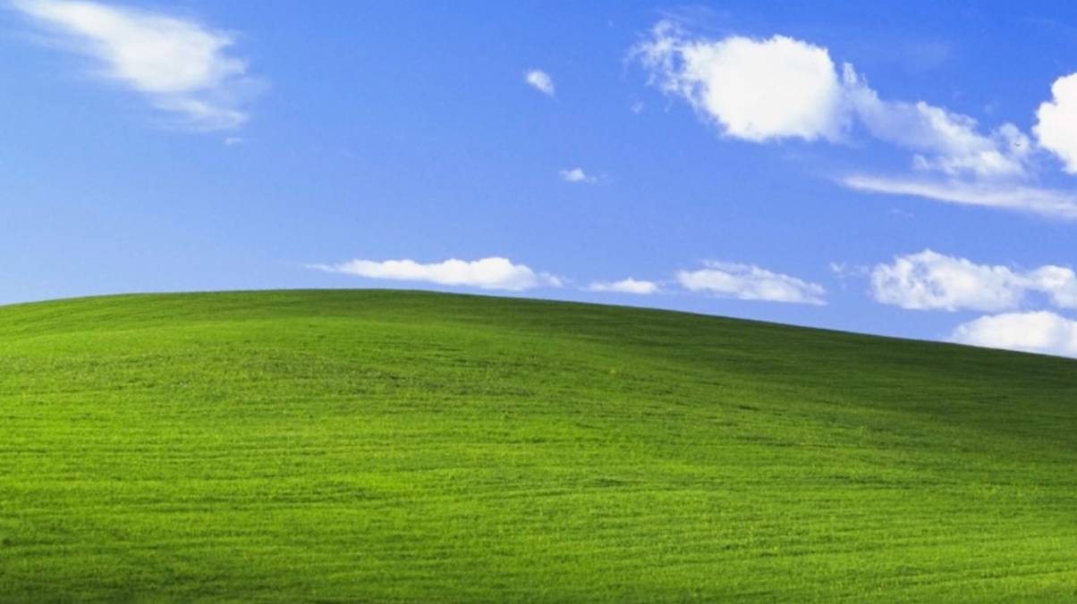 You Won’t Believe How the Iconic ‘Most Viewed Photo’ Location Has Changed Over Time
