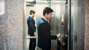 You’ll Never Guess Why Elevators Always Have Mirrors—The Truth Is Surprisingly Brilliant!