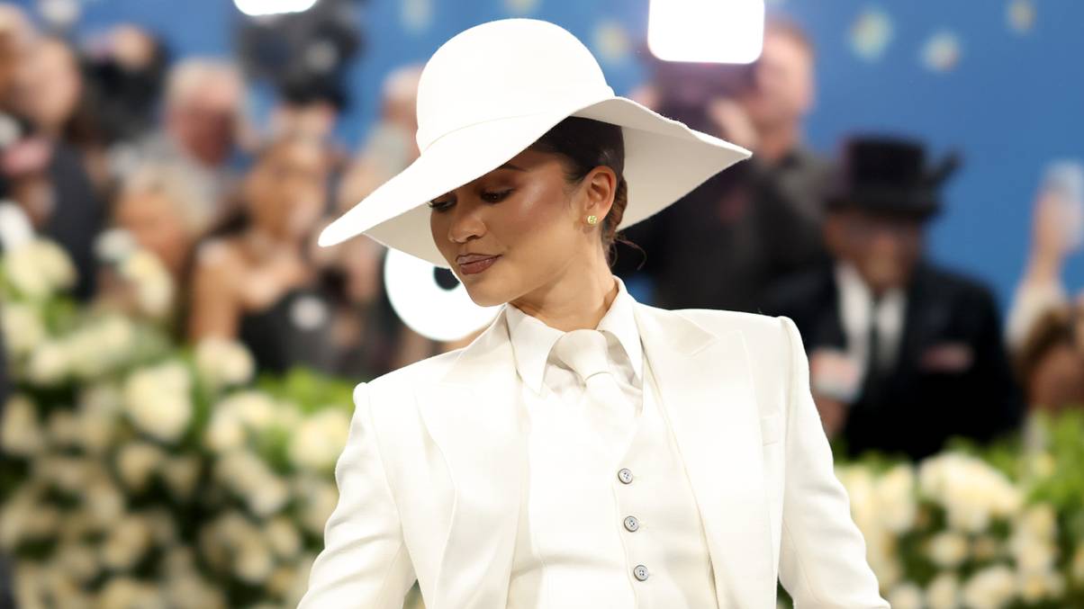 Zendaya’s Met Gala Look Sparks Fresh Hat Theory—But What’s Really Going On?
