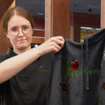 Applebee’s Fashion Fiasco: The Bizarre Story Behind a Restaurant’s Infamous Loaner Hoodie