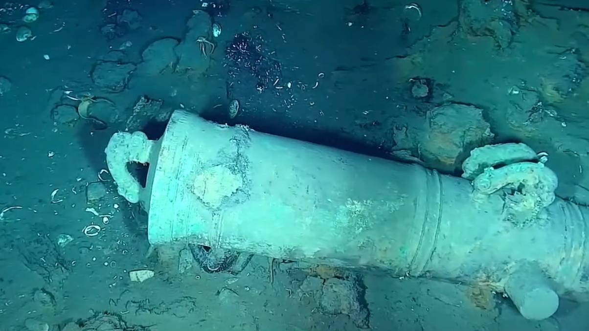 Beneath Caribbean Waves: Unveiling a $17 Billion Secret 600 Meters Below Sea Level
