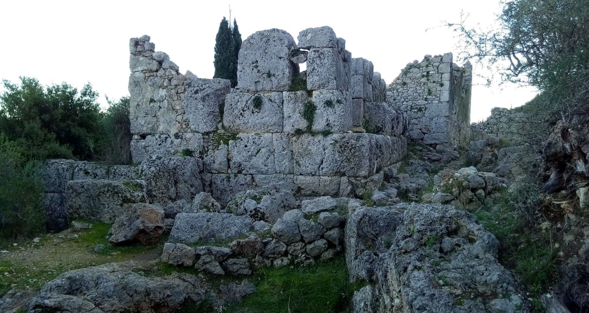 Greek Archaeologists Uncover Possible Lost Temple of Odysseus, Sparking Debate Over Legends and History