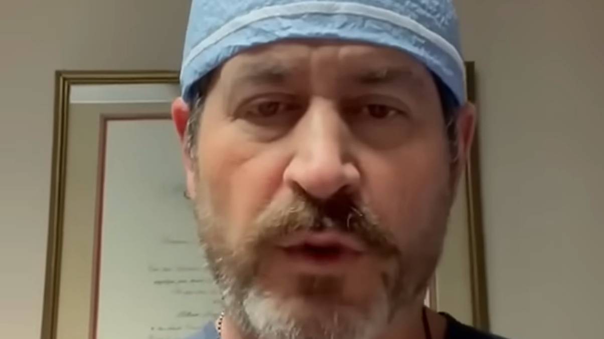 Heart Surgeon Reveals Shocking Bathroom Product That Could Threaten Your Heart Health