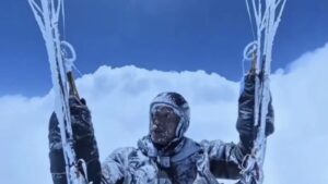 Inside the Thunderstorm: How a Paraglider Defied Death in a Harrowing Cloudstorm Escape