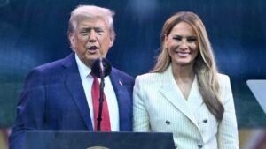 Melania Trump’s Mysterious Move at Parade Ignites Shocking ‘Body Double’ Rumors
