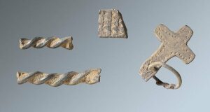 Unbelievable Viking Hoard Discovered on German Riverbank—Ancient Secrets Unearthed by Amateur Detectorist!