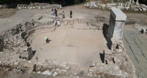 Unearthed Secrets: Inside the Grand Roman-Era Library Hidden in Turkey’s ‘City of Gladiators’