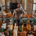 Drake’s Viral Six-Pack Photo Sparks Wild Theories—Did You Catch What Fans Noticed?