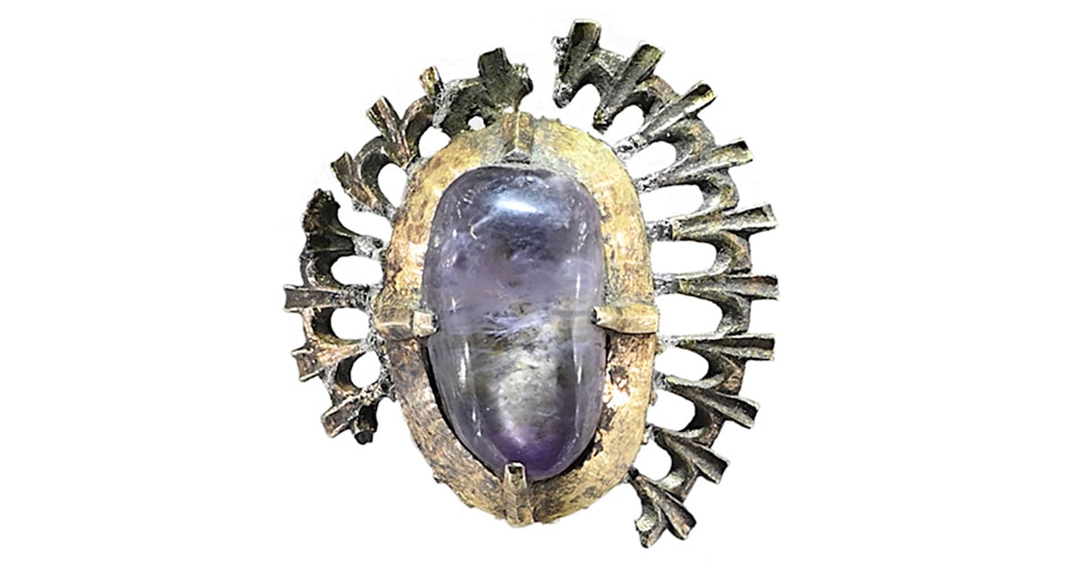 Mystery Unearthed: Ancient Amethyst Jewel Discovered in Polish Castle Moat Sparks Secrets of the Middle Ages