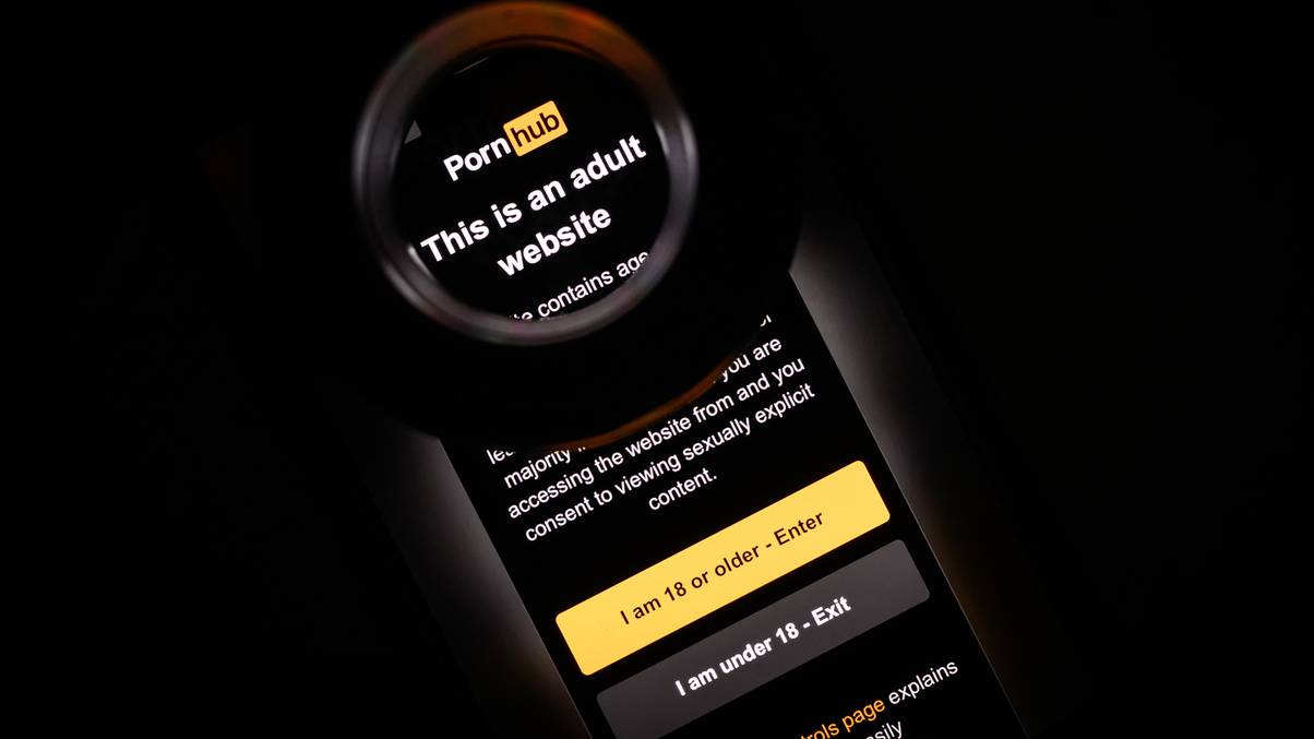 Pornhub Faces Backlash as Secret Loophole Exposes Flaws in UK’s New Porn Regulations