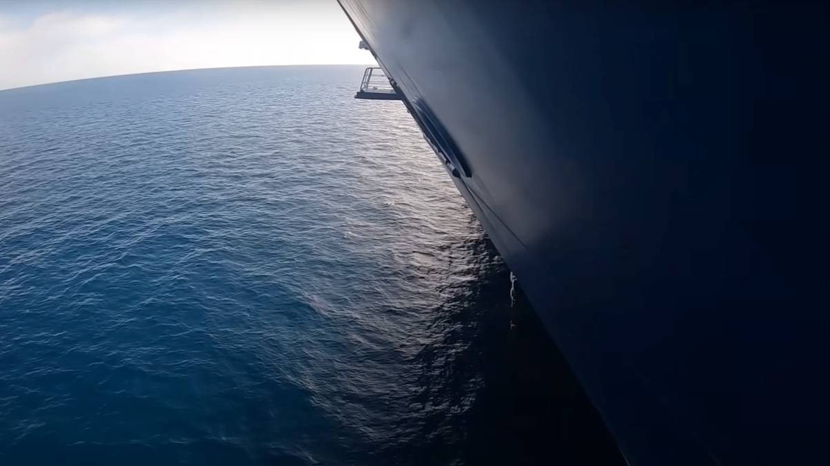 What This Man’s GoPro Captured Beneath the Cruise Ship Will Haunt Your Nightmares Forever