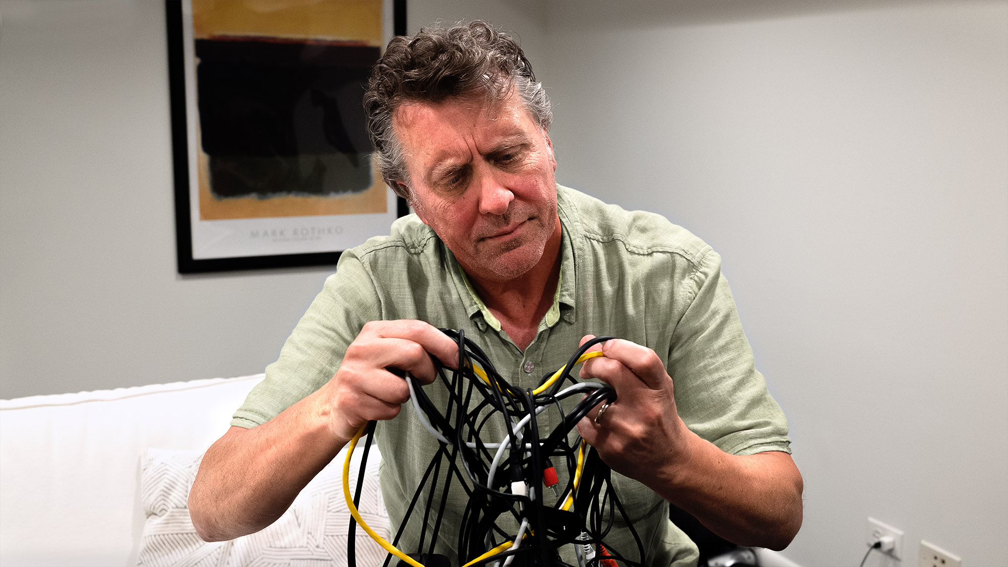Why Is This Retired Dad Obsessed With Untangling an Endless Sea of Wires?