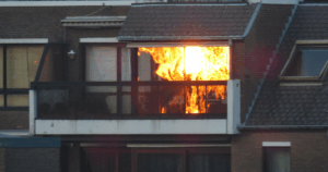 49 Mind-Bending Reflection Moments That Will Totally Mess With Your Perception (New Pics)