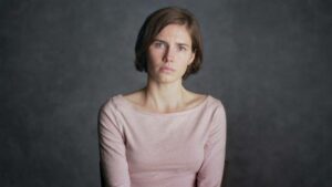 New True Crime Drama Ignites Fierce Debate: Did the Amanda Knox Case Get Twisted Again?