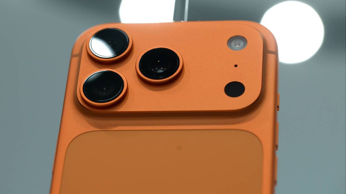 Apple’s iPhone 17 Launches with a Charging Breakthrough That Could Change Everything—Are You Ready?