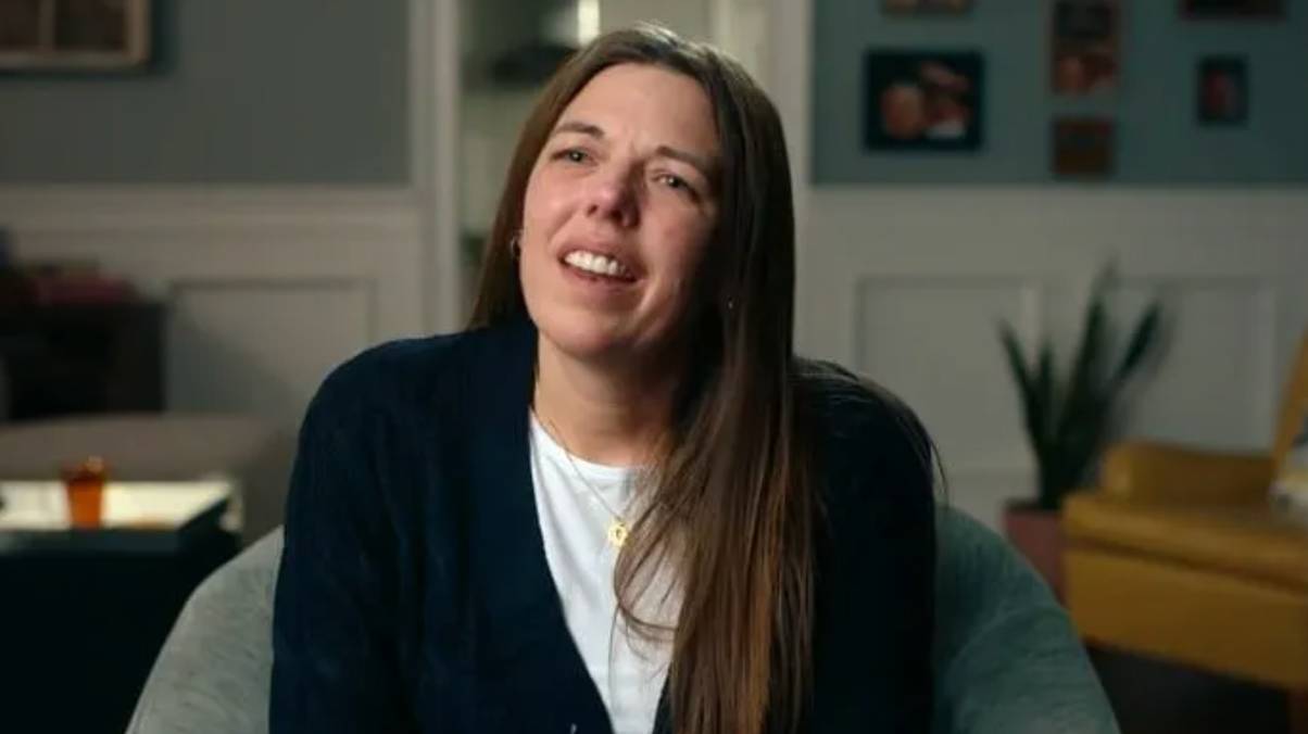 Mother’s Shocking Double Life Unveiled: Why She Came Forward to Netflix After Catfishing Her Daughter