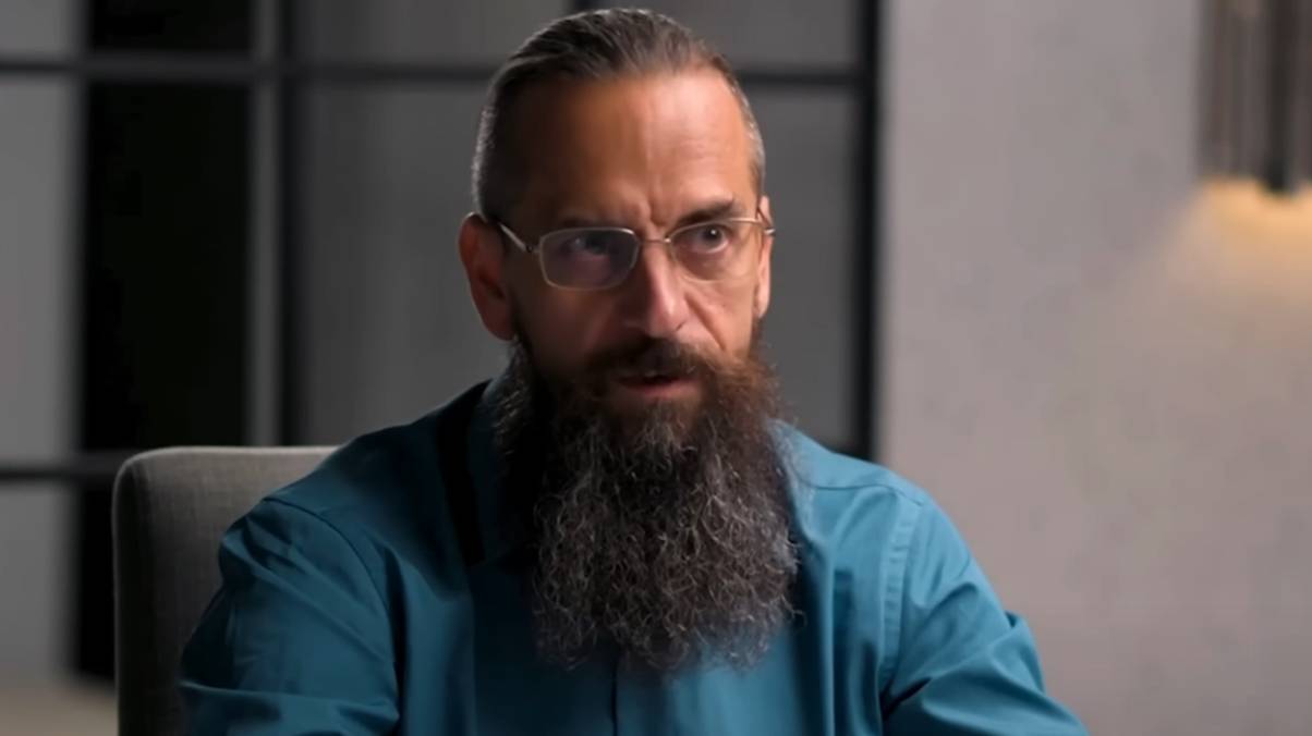 The Shocking Future of Work: AI Expert Reveals the Rare Jobs That Will Survive by 2045