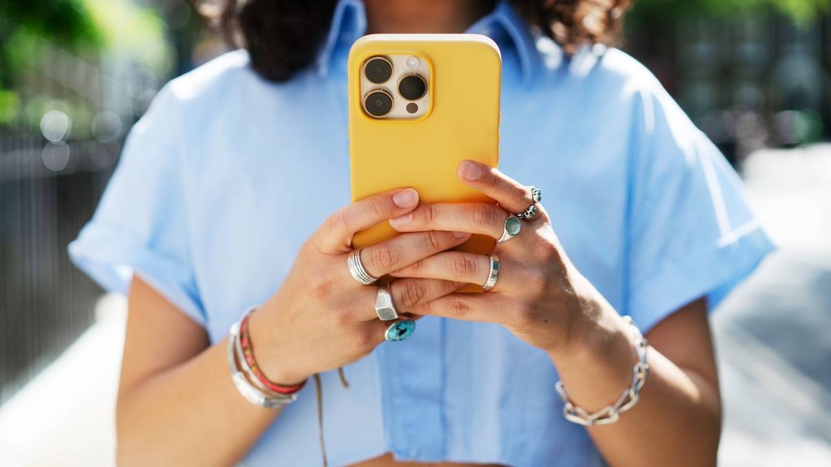 These iPhones Just Got Left Behind: Is Yours on Apple's Shocking iOS Cutoff List?