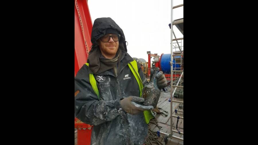 Century-Old Liquor Unearthed from WWI Shipwreck: Divers Unlock Baltic Sea’s Hidden Treasure