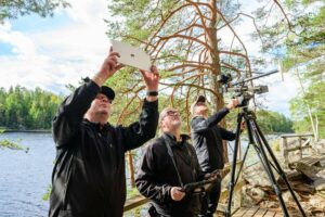 Hidden Secrets Unearthed: Stunning Prehistoric Paintings Emerge on Finland’s Astuvansalmi Cliff Through Revolutionary Imaging Technology