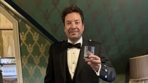 Jimmy Fallon’s Wild Encounter: Stopped by Royal Guard, Forced Into a Kilt, and a Night Fueled by Buckfast