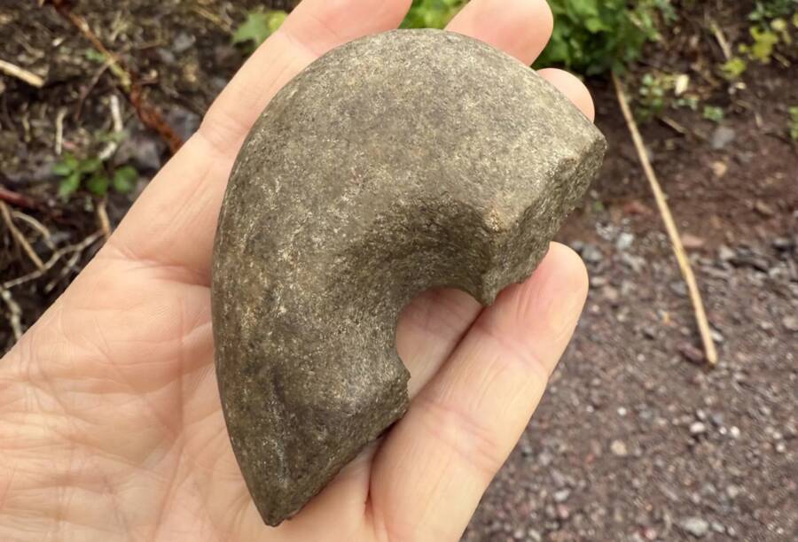 Mystery Deepens as Rare 9,000-Year-Old Stone Age ‘Hammer’ Emerges from Norway’s Ancient Settlement