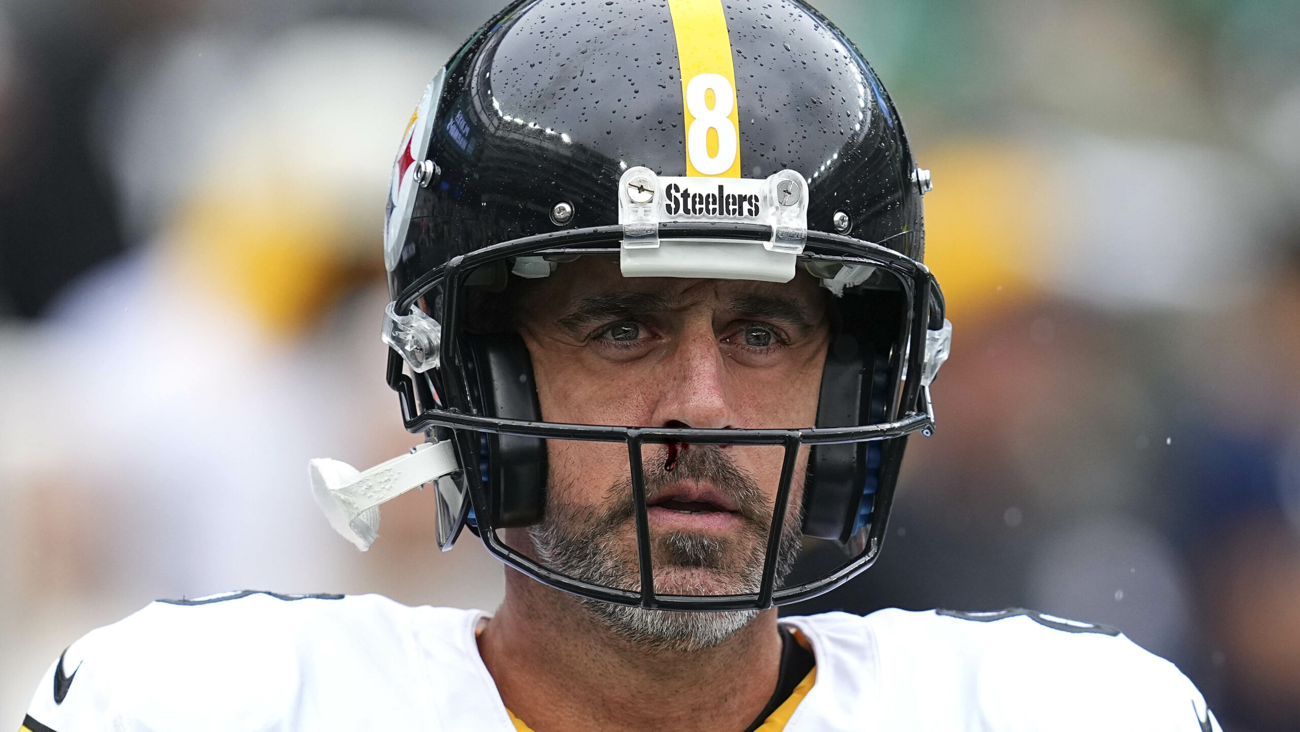 NFL Star’s Mind-Blowing Injury: What Really Happened Inside Aaron Rodgers’ Brain?